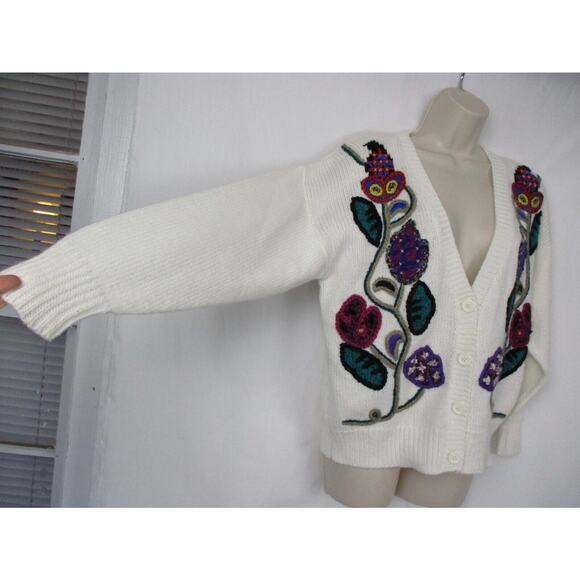 VINTAGE Cottage GrannyCore Cardigan Sweater Medium Embroidered Floral Chunky Y2K - Picture 5 of 13